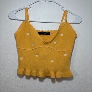 Vero Moda Yellow Daisy Embroidered V-Neck Crop Top Small